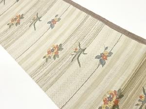 横段に草花・蝶模様織出し洒落袋帯